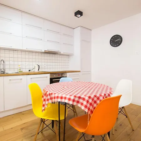 Happyestate Ul Biskupia 4 - Old Town *