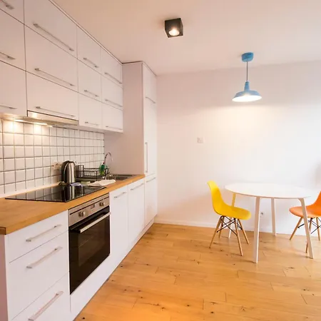 Happyestate Ul Biskupia 4 - Old Town Apartament