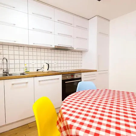 Happyestate Ul Biskupia 4 - Old Town *